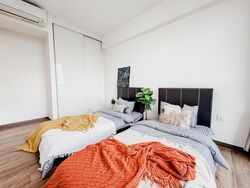 Lake Grande (D22), Condominium #598136741